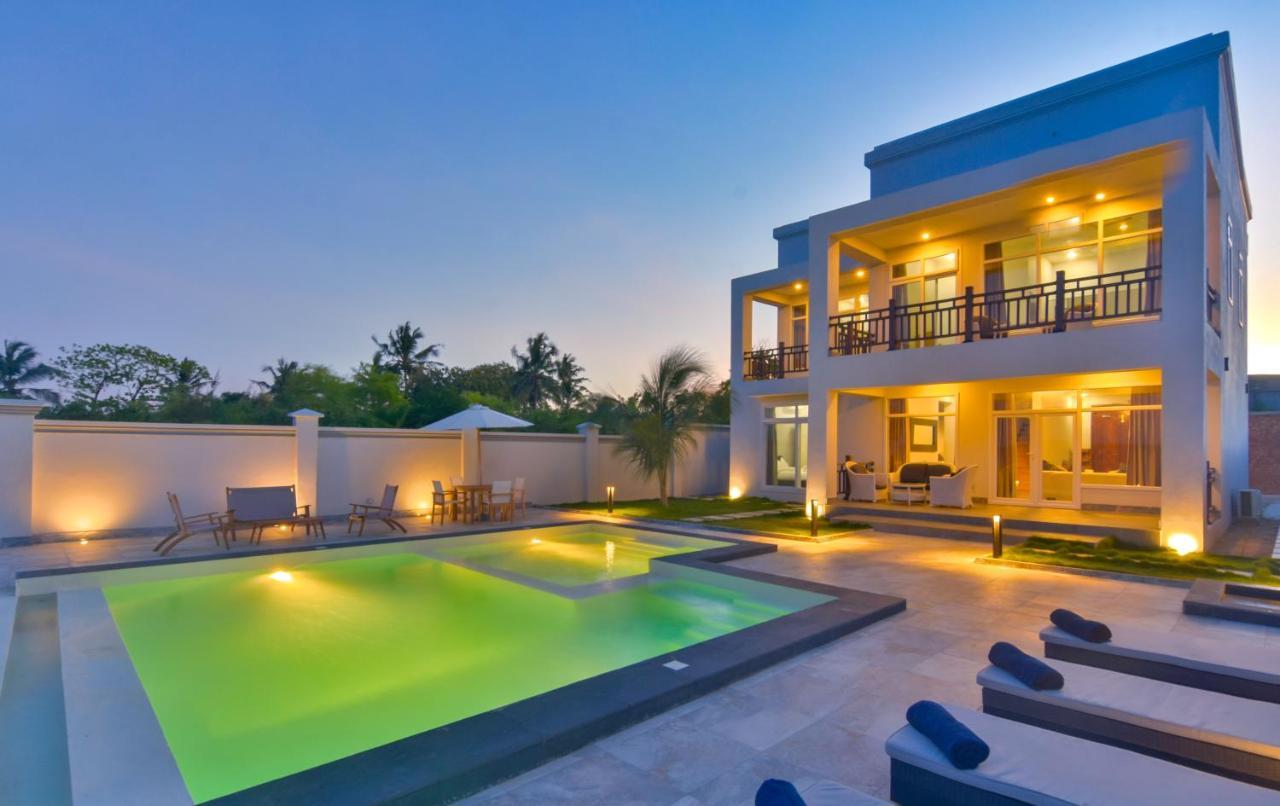 Zanzibar Dt Beachfront Villa Mkunguni Exterior photo